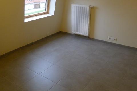 VERHUURD !!! Duplex appartement met 3 slaapkamers