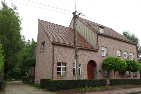 VERHUURD !!! Duplex appartement met 2 slaapkamers