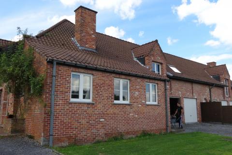 VERHUURD!!! GEEN BEZOEKEN MEER ! Rustig gelegen woning met 3 slaapkamers