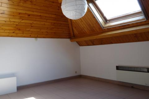 VERHUURD!!! GEEN BEZOEKEN MEER ! Rustig gelegen woning met 3 slaapkamers