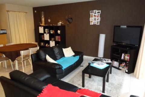 VERHUURD!!! Ruim 2 slaapkamer appartement met terras
