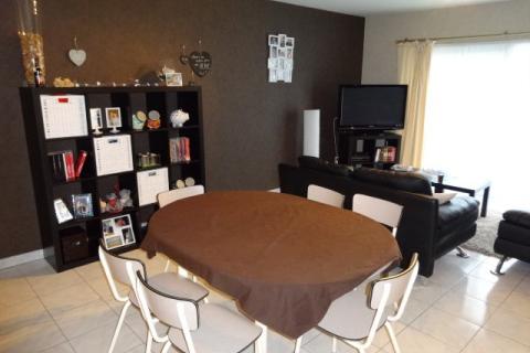 VERHUURD!!! Ruim 2 slaapkamer appartement met terras
