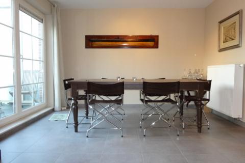 VERHUURD !!! Gelijkvloersappartement met ruim terras
