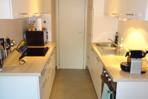 VERHUURD !!! Gelijkvloersappartement met ruim terras