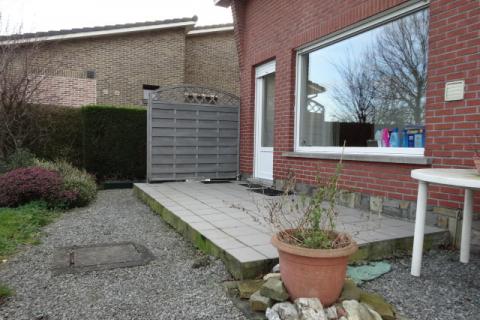 VERHUURD !!! Alleenstaande woning met tuin en 3 slaapkamers