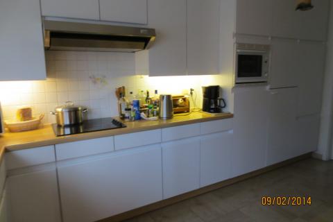 VERHUURD !!! Gelijkvloers appartement met 2 slaapkamers