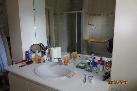 VERHUURD !!! Gelijkvloers appartement met 2 slaapkamers