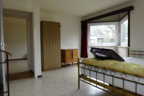 VERHUURD !!! Zeer ruim appartement met 4 slaapkamers