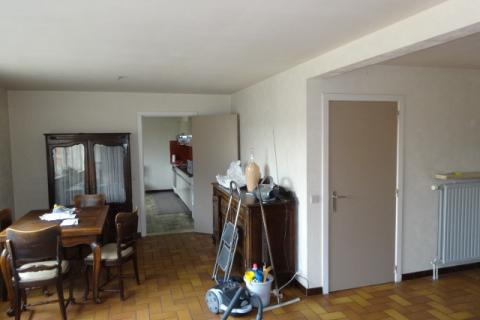VERHUURD !!! Zeer ruim appartement met 4 slaapkamers