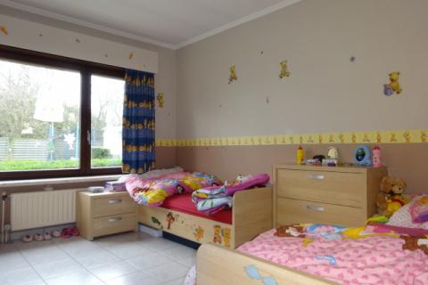 VERHUURD !!! Verzorgde bungalow op een mooie locatie