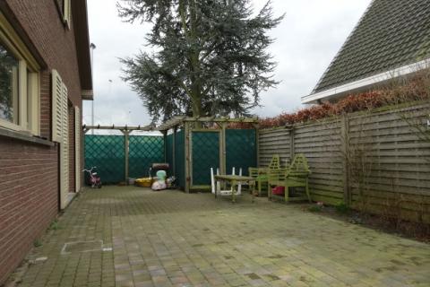 VERHUURD !!! Verzorgde bungalow op een mooie locatie