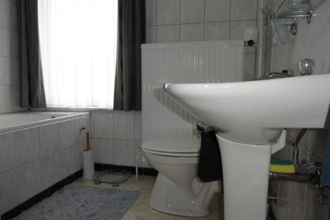 VERHUURD !!! Duplex-appartement met 2 slaapkamers
