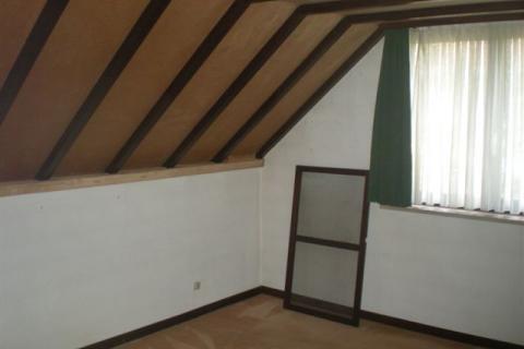 Mooie villa met aangelegde tuin te Gentbrugge