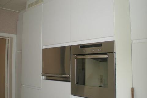 Ruime woning, mooi en rustig gelegen te Gentbrugge