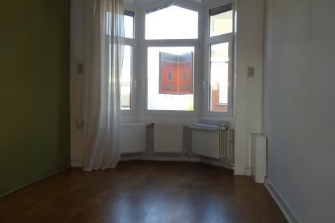 VERHUURD !!! Zeer ruim duplex appartement met ruim dakterras