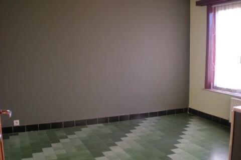Zeer ruime eenvoudige rijwoning
