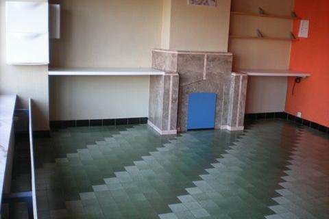 Zeer ruime eenvoudige rijwoning