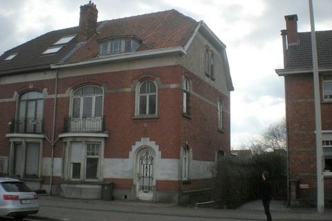 commercieel gelegen herenwoning