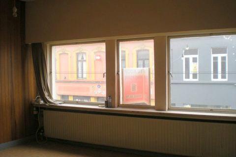Te renoveren rijwoning
