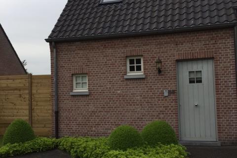Charmante half open bebouwing met open zicht