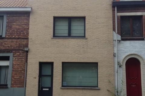 Vernieuwde rijwoning aan Regiapark