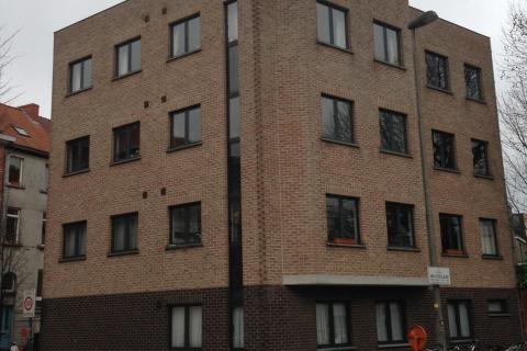 Eénslaapkamerappartement in leuke woonbuurt