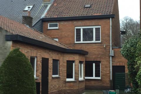 Zeer solide woning centrum Melle