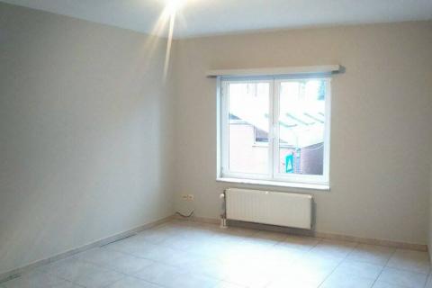 Modern appartement met 2 slaapkamers en garage te centrum Melle