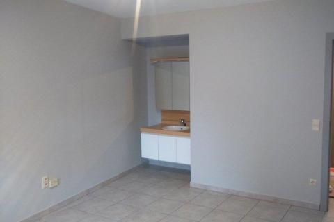 Modern appartement met 2 slaapkamers en garage te centrum Melle