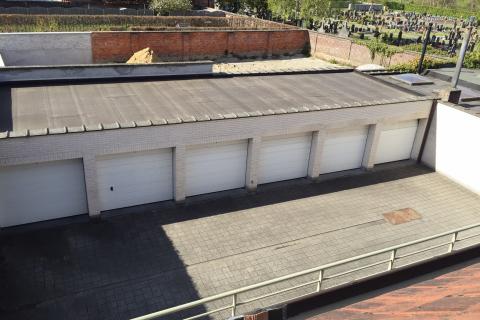 Modern 2 slaapkamerappartement te centrum Melle met garage