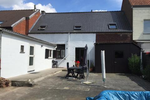 Ruime gerenoveerde dorpswoning