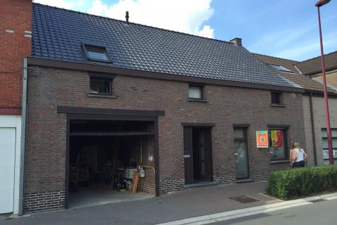 Ruime gerenoveerde dorpswoning