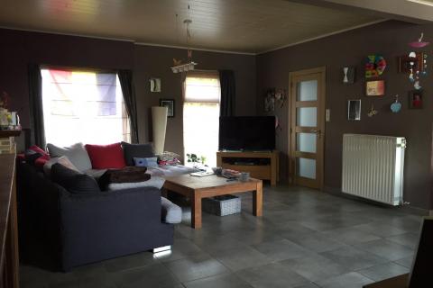 Ruime gerenoveerde dorpswoning
