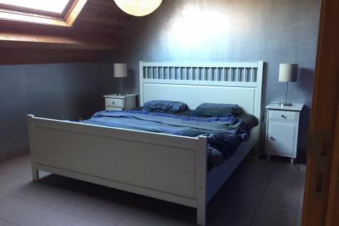 Rustig gelegen HOB gelegen met 3 slaapkamers en dubbele garage.