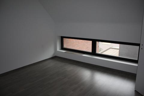 Nieuwbouw woning met 4 SLPK te huur te Gent/Mariakerke