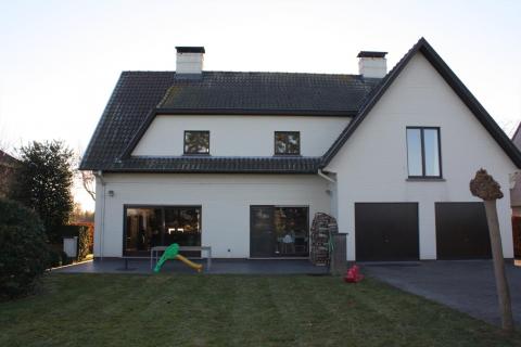 (VERKOCHT)  Schitterende villa met 4 slaapkamers  te koop 