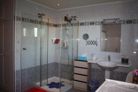 (VERKOCHT)  Schitterende villa met 4 slaapkamers  te koop 