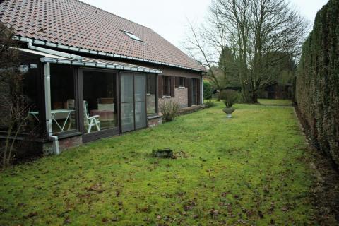 Gezellige villa te koop met 4 SLPK te Melle. 