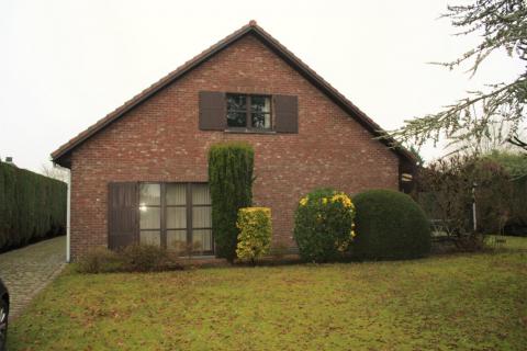 Gezellige villa te koop met 4 SLPK te Melle. 