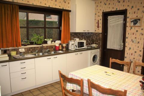 Gezellige villa te koop met 4 SLPK te Melle. 