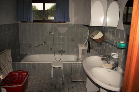 Gezellige villa te koop met 4 SLPK te Melle. 