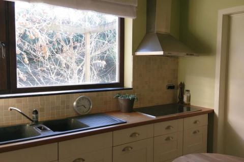 Instapklare halfopen bebouwing te Melle met 3 slaapkamers