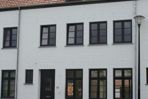 Schitterend herenhuis met 3 SLPK op de grens Merelbeke/Melle 