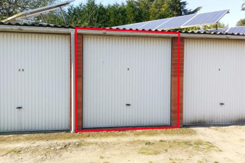1 enkele en 1 dubbele garage te huur CENTRUM MELLE