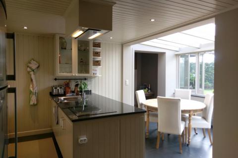 (VERKOCHT) Schitterende gerenoveerde HOB met 3 SLPK te Melle