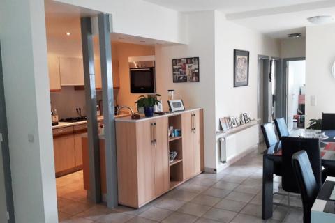 Gezellig GLV appartement met 2 SPLK en garage