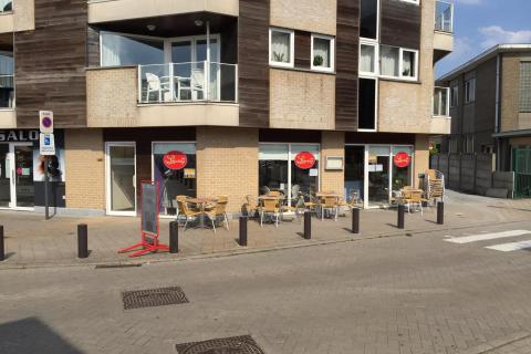 Goed draaiende snackbar over te nemen