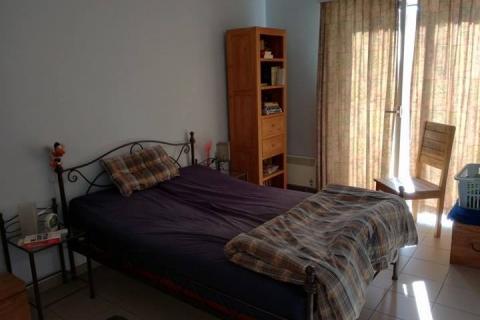 Charmant gelijkvloers appartement te centrum Melle + garage