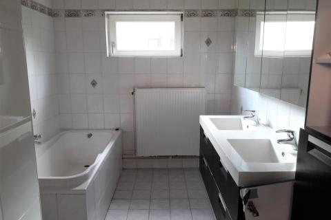  Volledig gerenoveerde villa 3 SLPK te koop te Heusden/Wetteren Ten Ede