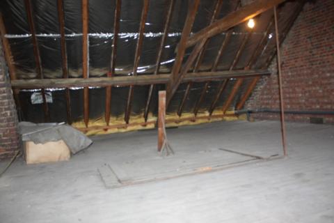 (OPTIE) Leuke rijwoning met 3 SLPK en tuin te centrum Melle 